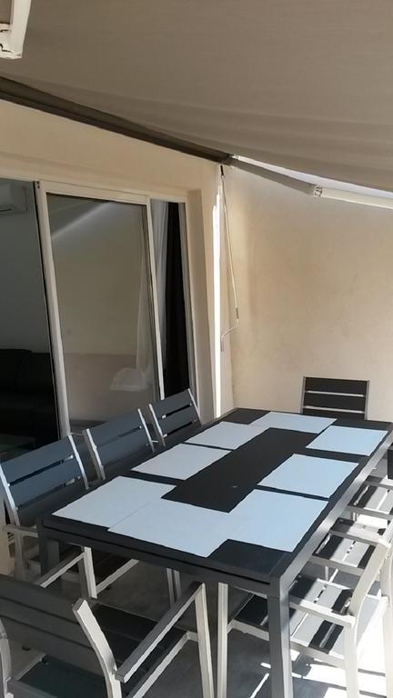 Safranier Townhouse Daire Antibes Oda fotoğraf
