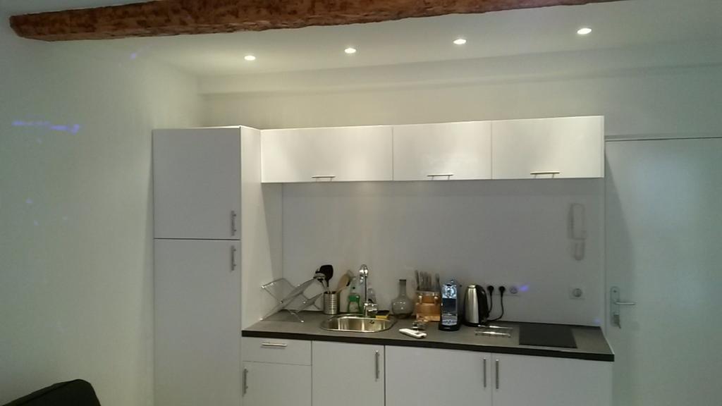 Safranier Townhouse Daire Antibes Oda fotoğraf