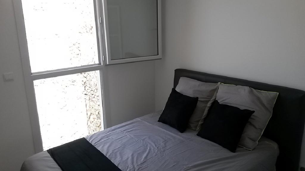 Safranier Townhouse Daire Antibes Oda fotoğraf