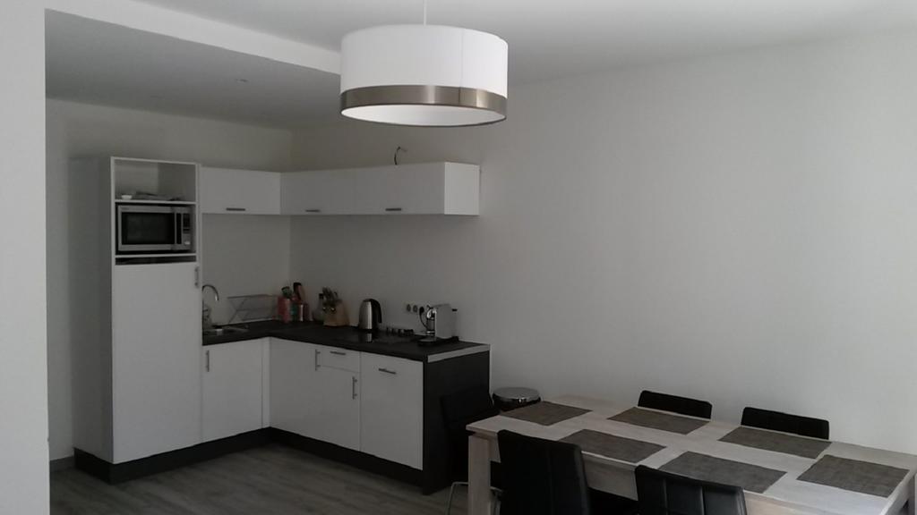Safranier Townhouse Daire Antibes Oda fotoğraf