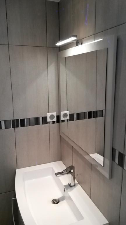 Safranier Townhouse Daire Antibes Oda fotoğraf