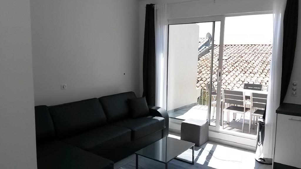 Safranier Townhouse Daire Antibes Oda fotoğraf