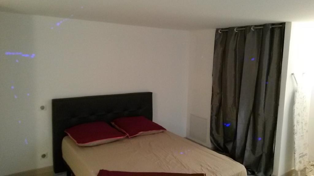 Safranier Townhouse Daire Antibes Oda fotoğraf
