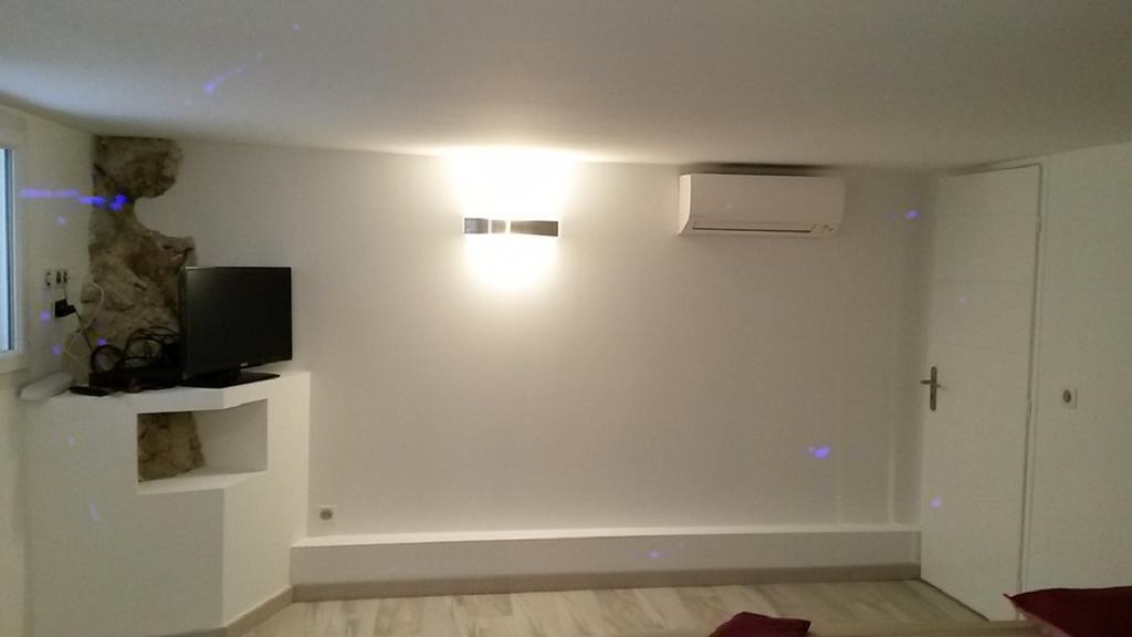 Safranier Townhouse Daire Antibes Oda fotoğraf