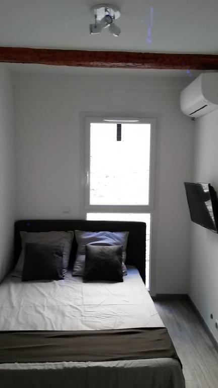 Safranier Townhouse Daire Antibes Oda fotoğraf